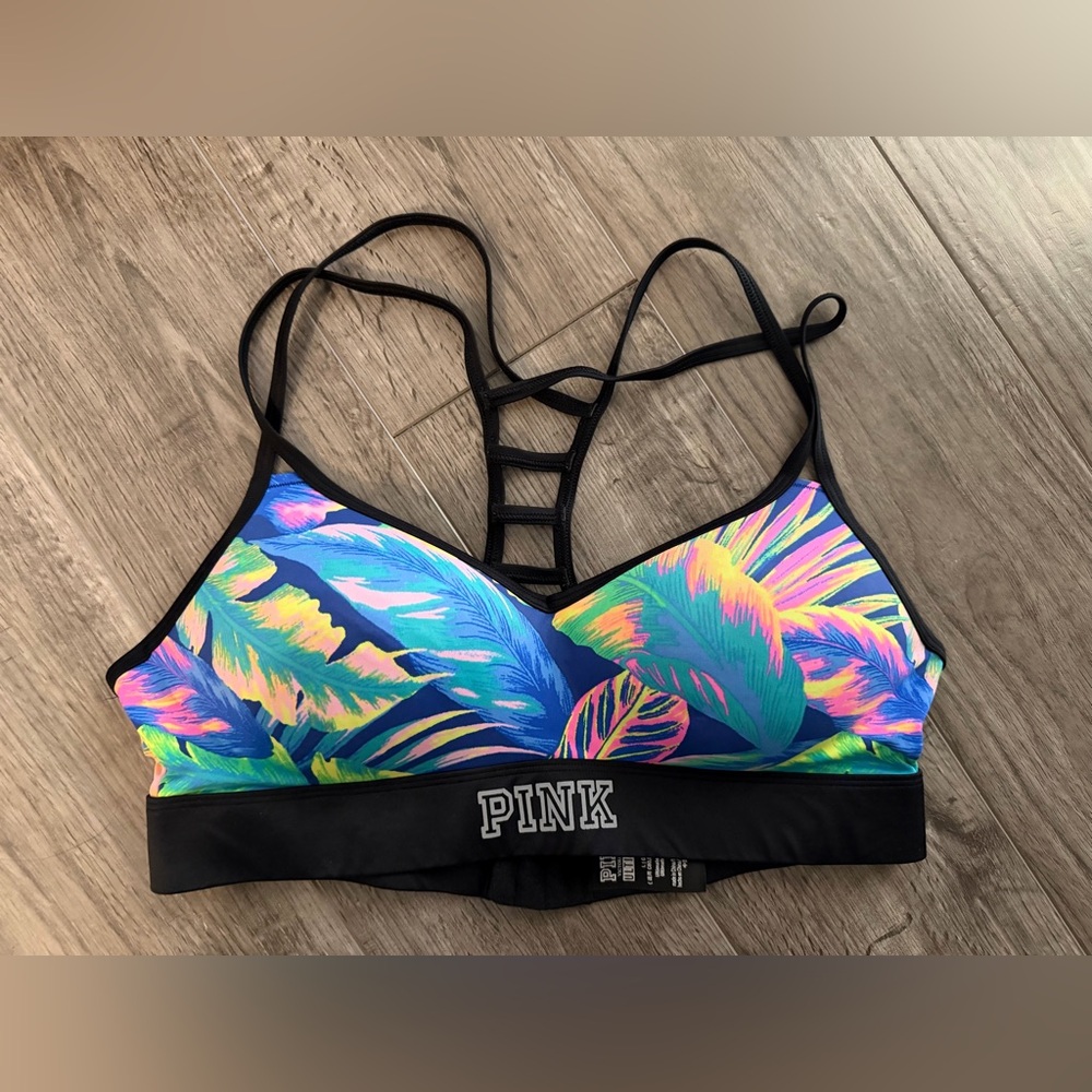 PINK Victoria's Secret ultimate tropical sports bra large